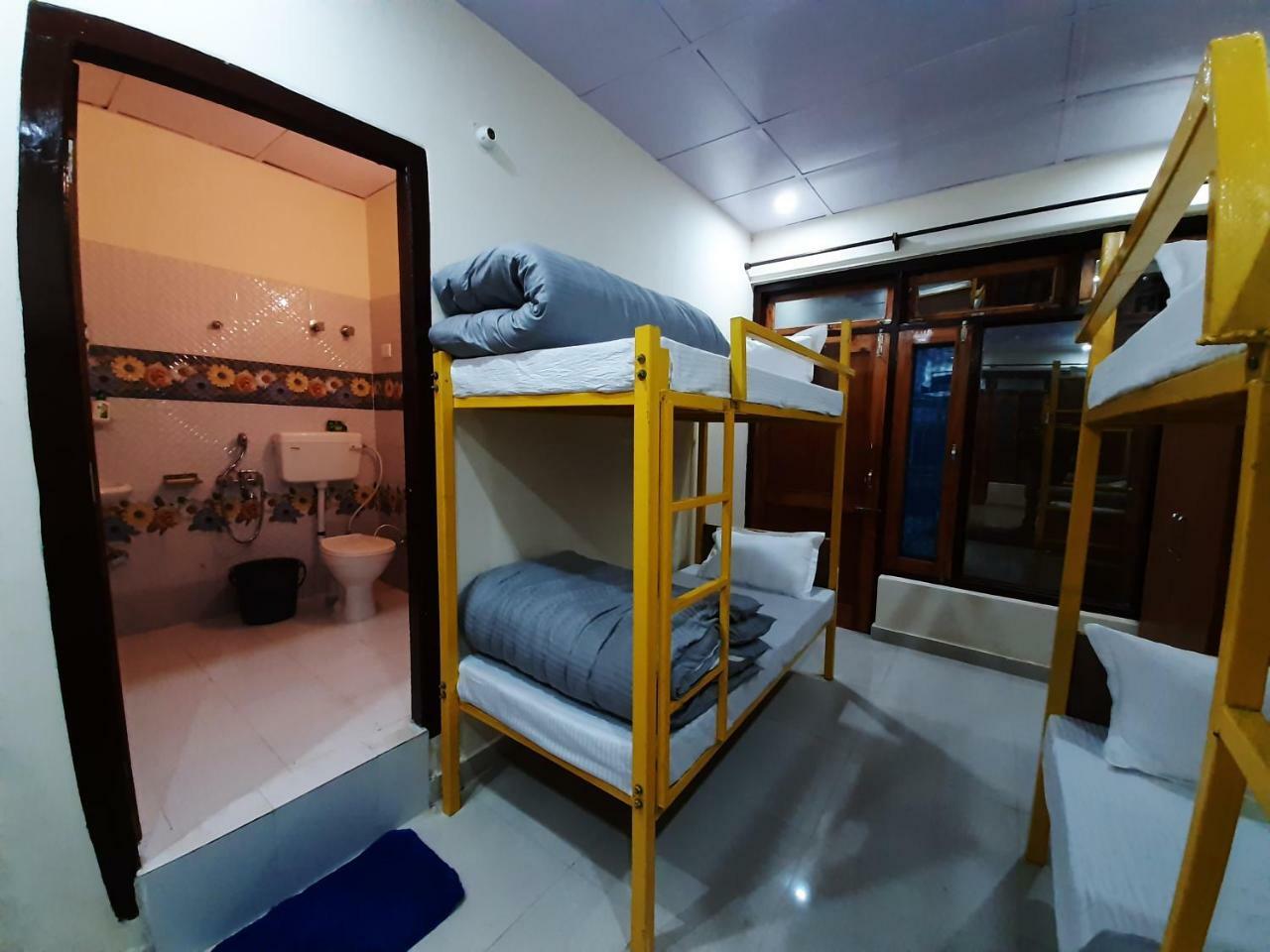 Bir Nest Hostel ภายนอก รูปภาพ